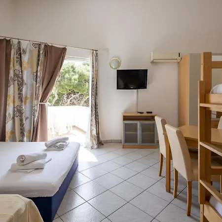 Apartments Eddy Veselica Novalja Room photo