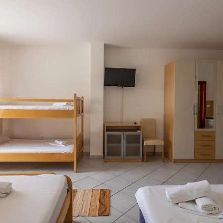 Apartments Eddy Veselica Novalja Room photo