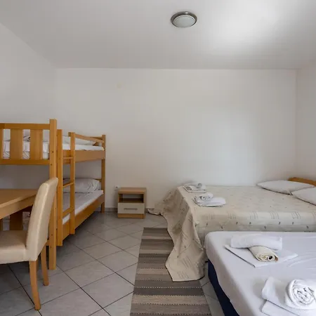 Apartments Eddy Veselica Novalja Room photo