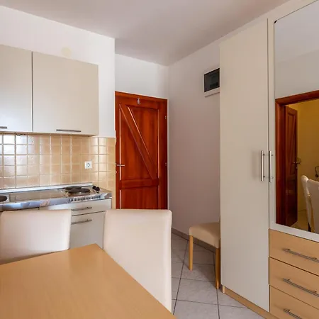 Apartments Eddy Veselica Novalja Room photo