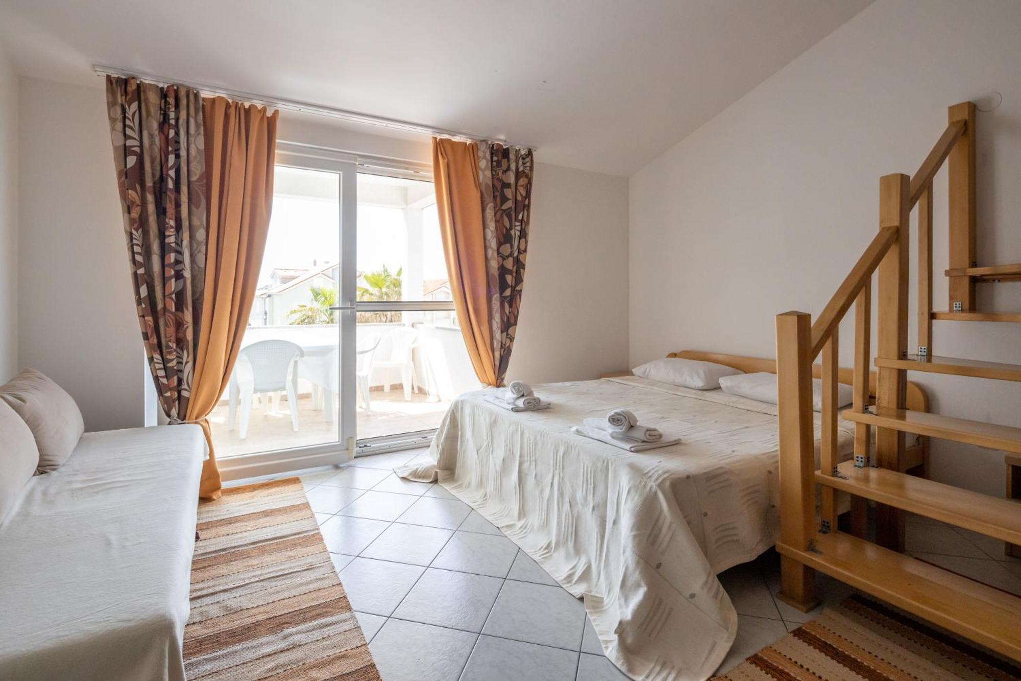 Apartment Eddy Veselica *