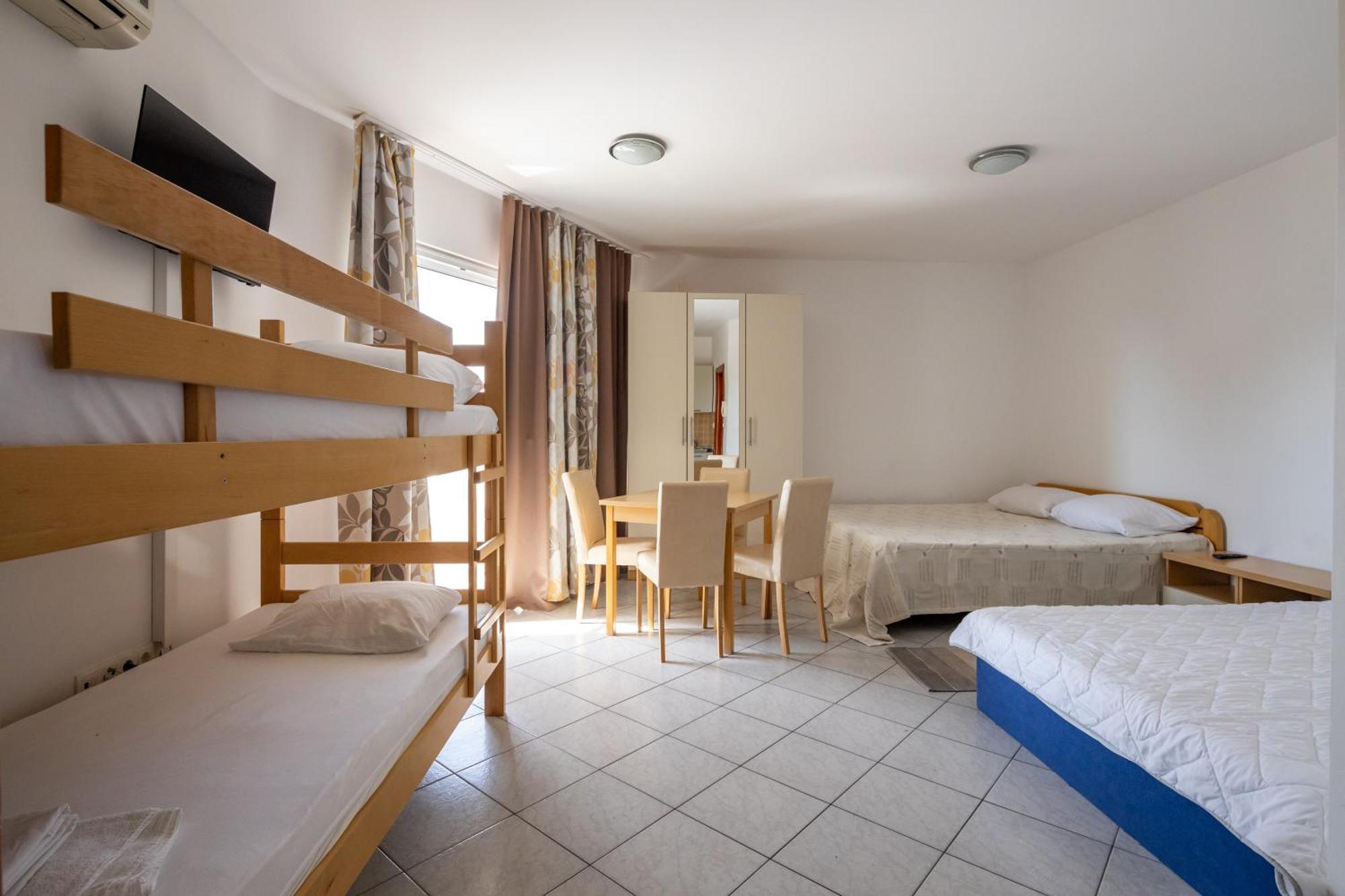 Eddy Veselica Apartment