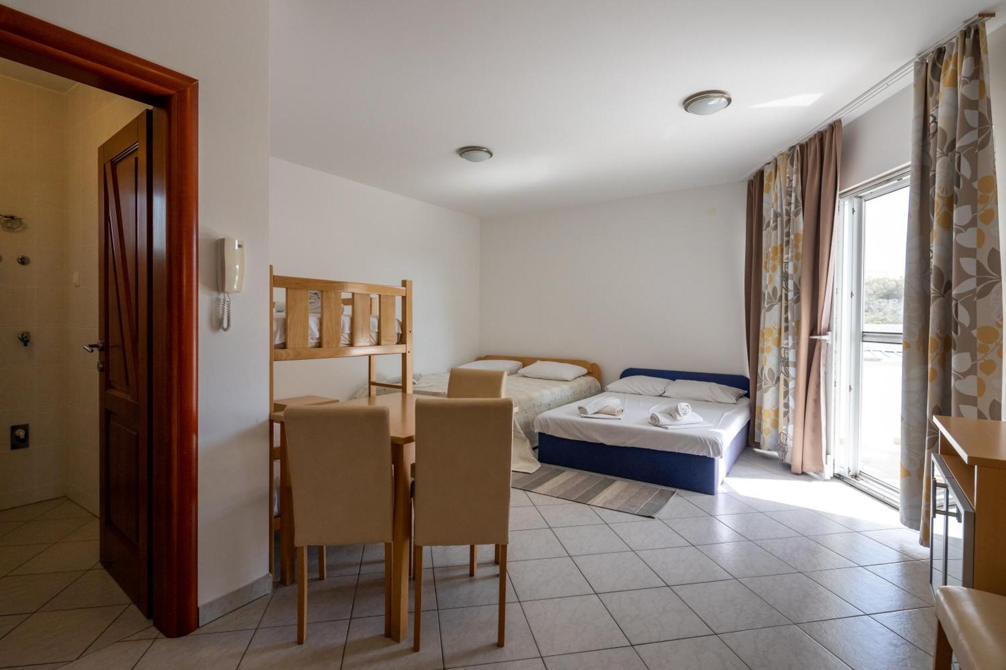 Apartment Eddy Veselica *